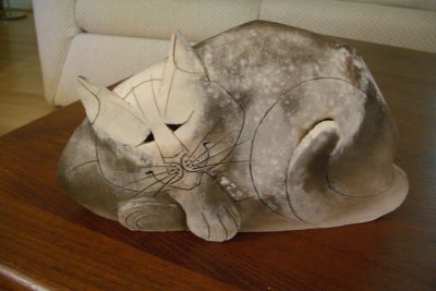 Ceramic cat